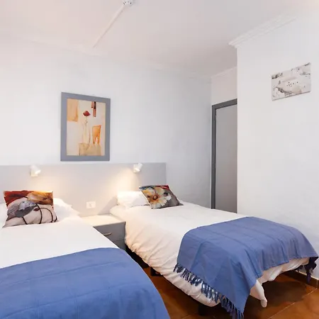 Home2book Cozy Apt, Pool & Terrace Americas